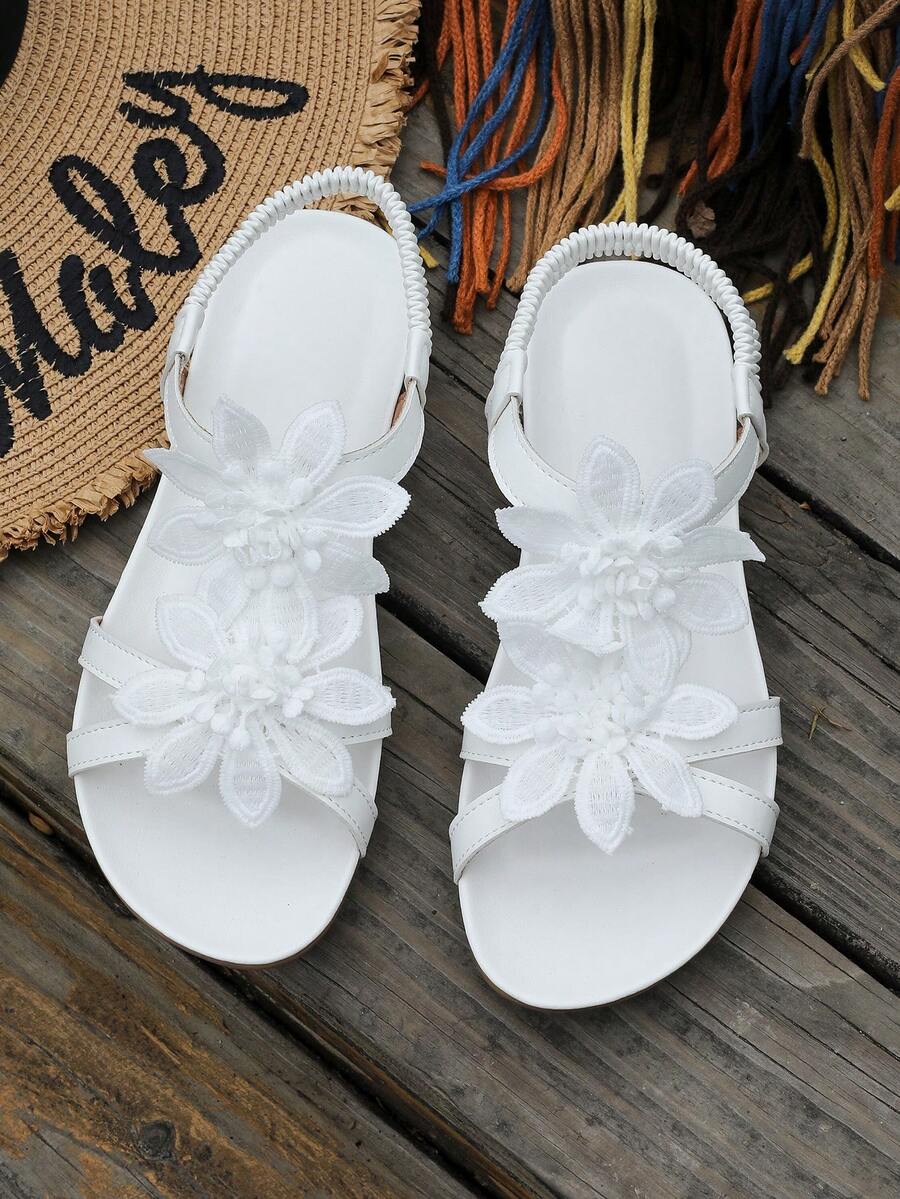 Floréa | Sandalias Ortopédicas con Flores Aplicadas