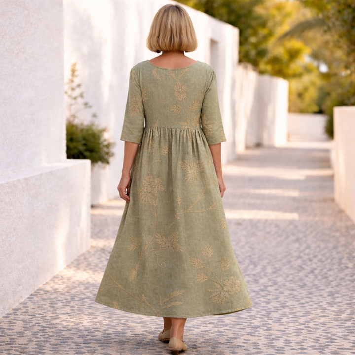 Susana | Vestido Floral con un Toque de Verano