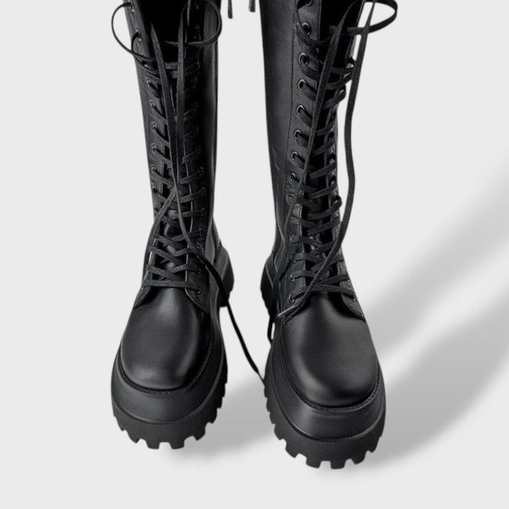 Botas Altas Mujer Negras con Cordones y Suela Track