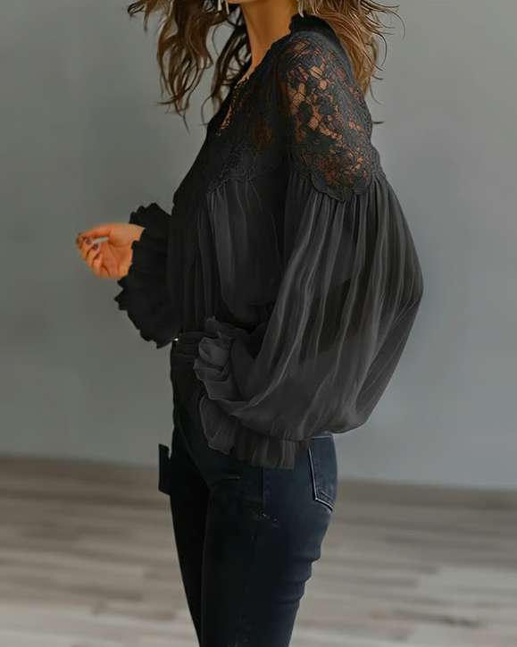 Eva | Blusa con encaje floral y mangas de farol