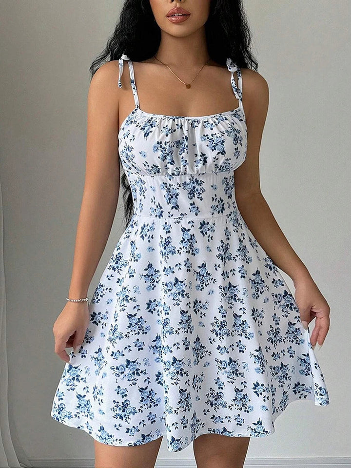Lara | Short playero con tirantes finos y estampado floral