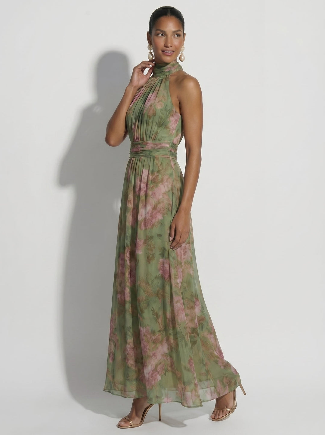 Selena - Vestido Largo Verde con Estampado Floral