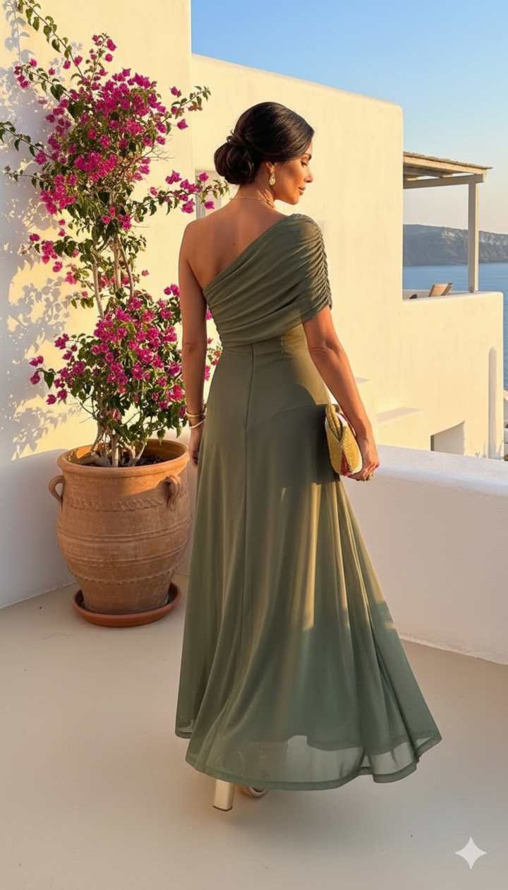 Uma | Vestido largo fluido con diseño elegante