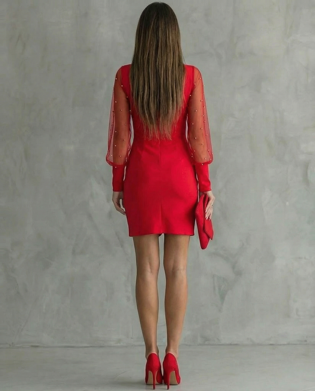 Luisa · Vestido con hombros descubiertos y manga larga