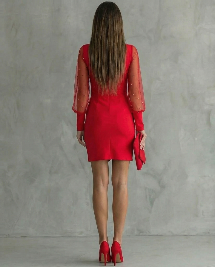 Luisa · Vestido con hombros descubiertos y manga larga