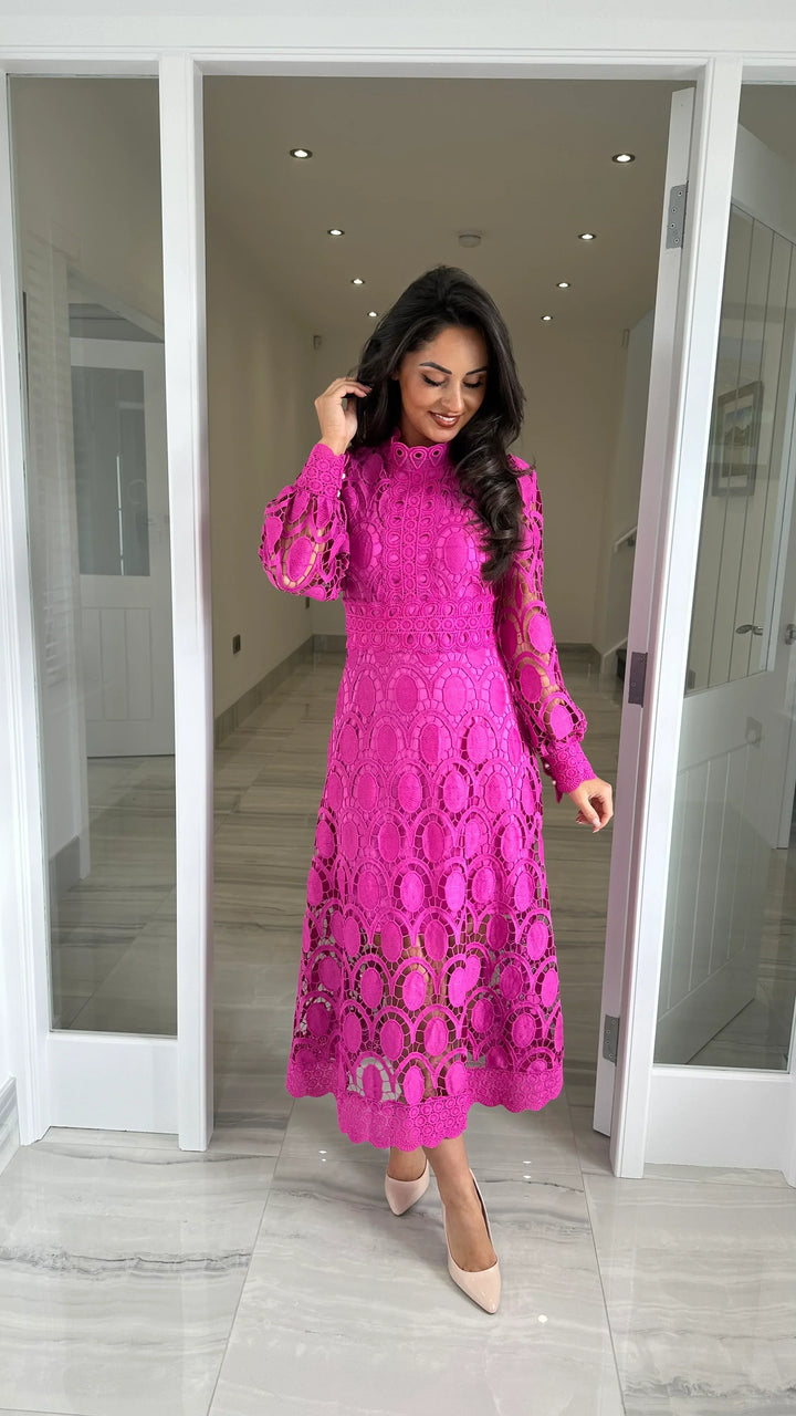 Noor | Vestido de Encaje Romántico